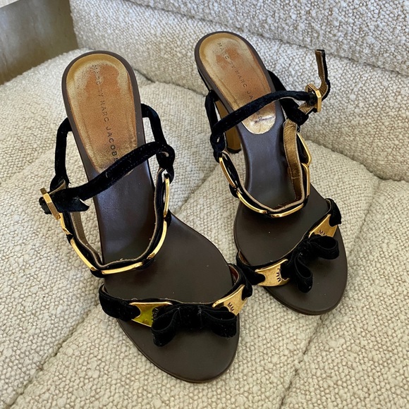 Marc by Marc Jacobs Velvet Sandals - Picture 1 of 9